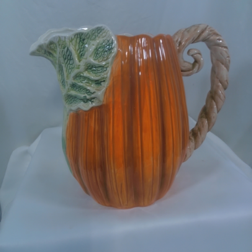 OCI Pitcher From 1989 2 Qt Pumpkin- Shaped Perfect Condition Collectable
